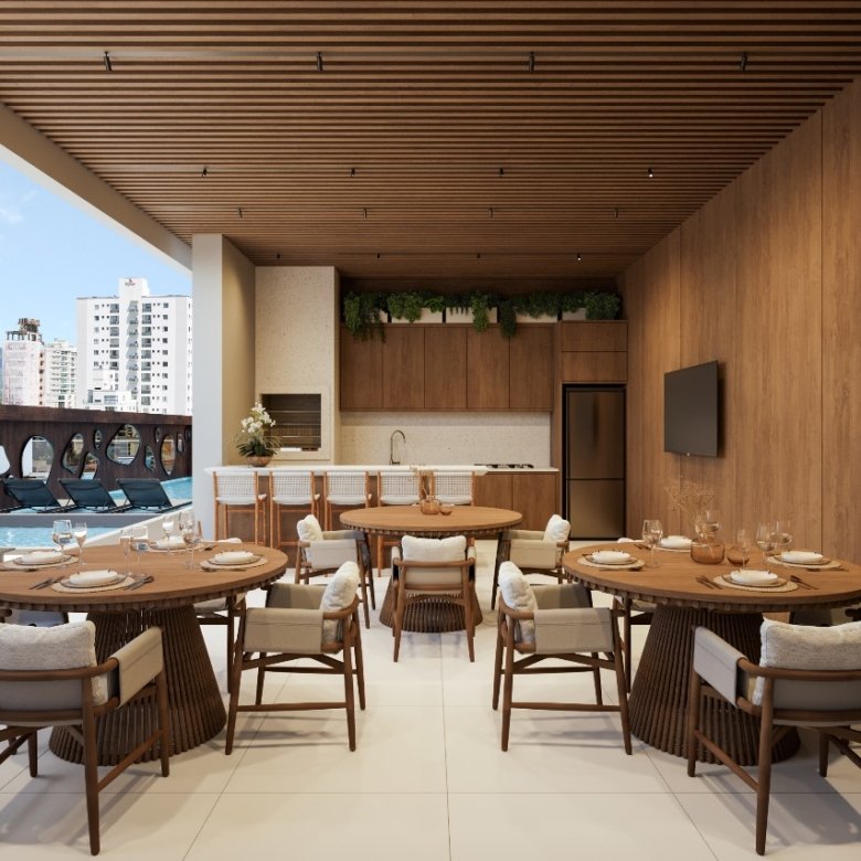 Área da piscina do Porto Frade Residence, com design moderno, espreguiçadeiras e vista para a natureza, ideal para relaxar com conforto e sofisticação.